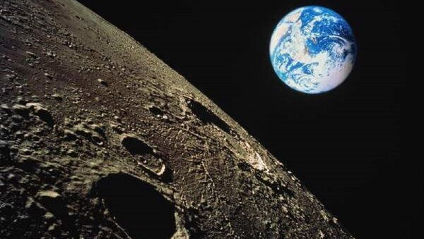 Lua e Terra (imagem referencial) - Sputnik Brasil