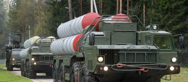 O sistema de defesa antiaéreo russo S-400 Triumph - Sputnik Brasil