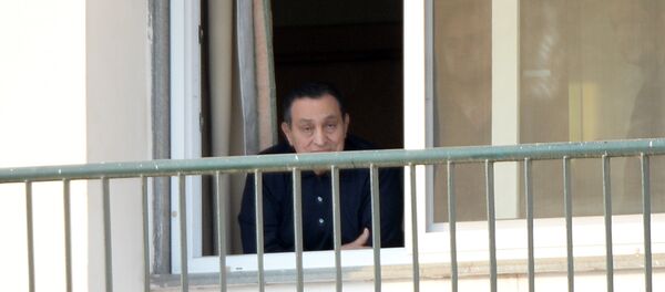 Hosni Mubarak no Hospital Militar do Cairo em 4 de maio de 2015 Hosni Mubarak no Hospital Militar do Cairo em 4 de maio de 2015 - Sputnik Brasil