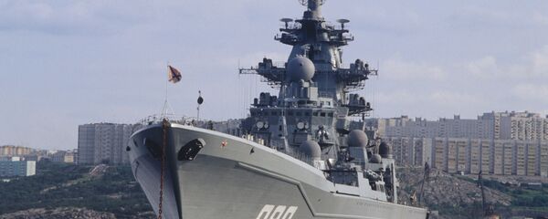 Cruzador nuclear pesado russo Admiral Nakhimov estacionado na Frota do Norte da Rússia (foto de arquivo) - Sputnik Brasil