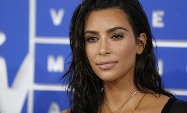 Kim Kardashian - Sputnik Brasil