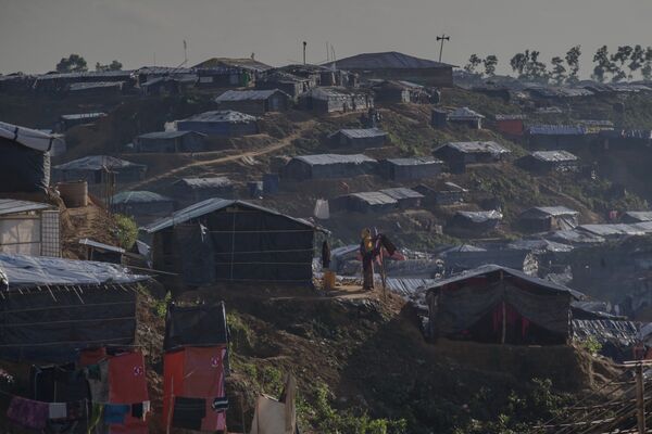 Campo de refugiados rohingya em Bangladesh - Sputnik Brasil