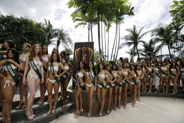 Candidatas ao título Miss Terra - Sputnik Brasil
