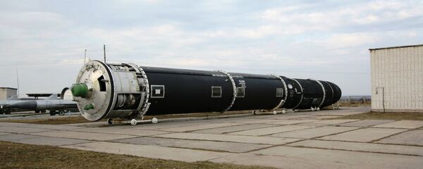 Míssil balístico intercontinental russo R-36M2, antecessor do RS-28 Sarmat Míssil balístico intercontinental russo R-36M2, antecessor do RS-28 Sarmat - Sputnik Brasil