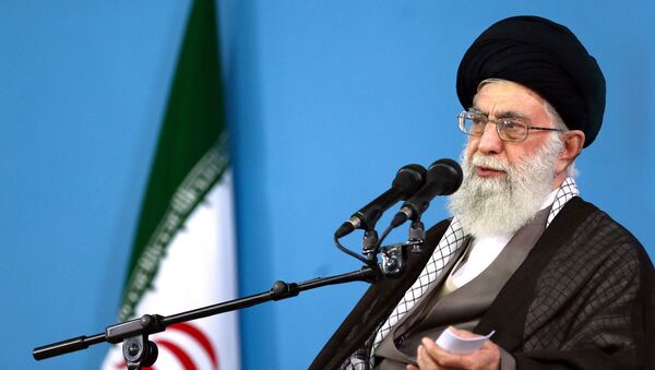 Líder supremo do Irã, aiatolá Ali Khamenei, foto de arquivo - Sputnik Brasil