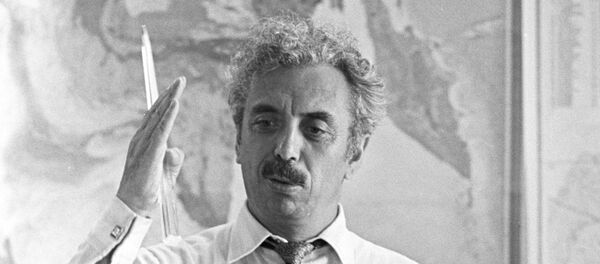 O geólogo soviético Farman Gurban oglu Salmanov - Sputnik Brasil