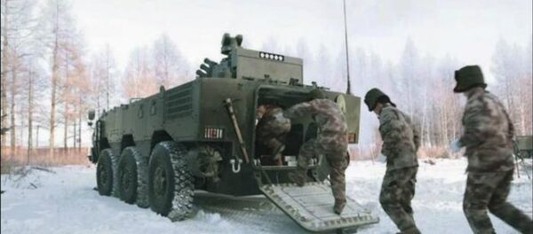 Chinese Troop carrier - Sputnik Brasil