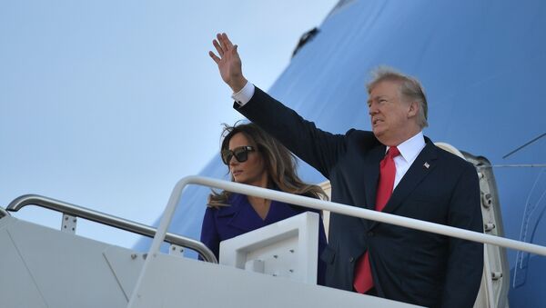 Presidente norte-americano Donald Trump e a sua mulher Melania Trump partindo de Maryland em 3 de novembro para uma digressão de 11 dias pela Ásia - Sputnik Brasil