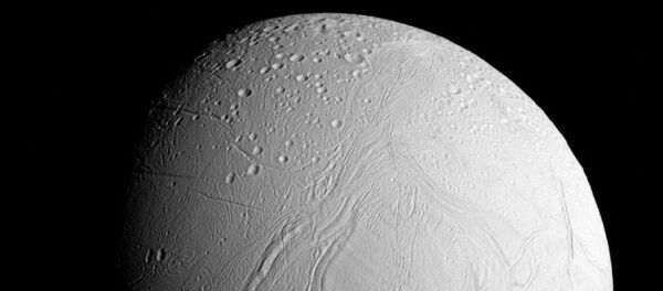 Lua Encélado - Sputnik Brasil