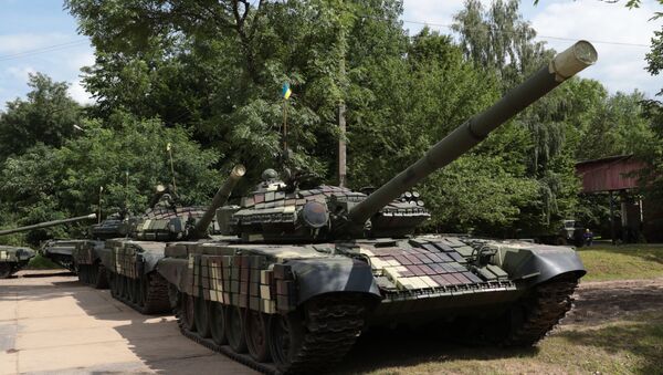 Tanques T-72 do exército ucraniano, foto de arquivo - Sputnik Brasil