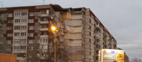 Prédio desaba na cidade russa de Izhevsk - Sputnik Brasil