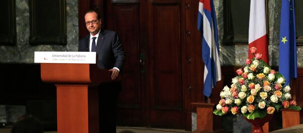 François Hollande durante discurso na Universidade de Havana, em Cuba - Sputnik Brasil