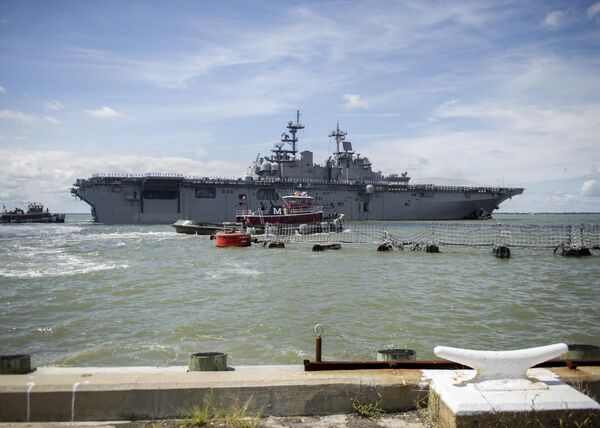 O navio de assalto USS Wasp norte-americano - Sputnik Brasil