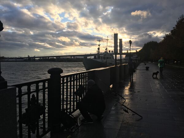 Pôr do Sol no cais da cidade de Rostov-no-Don - Sputnik Brasil