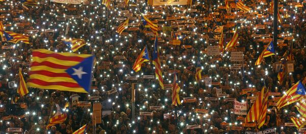 Protesto pela independência da Catalunha, em Barcelona, dia 11 de novembro de 2017 - Sputnik Brasil