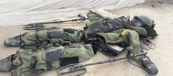 Armazéns de armas de terroristas encontrados em Deir ez-Zor - Sputnik Brasil