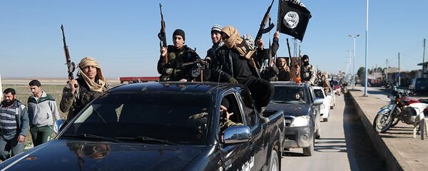 Terroristas do Daesh em Tel Abyad, nordeste da Síria (foto de arquivo) - Sputnik Brasil