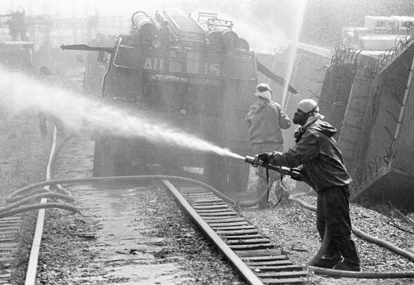 Desativação do território da usina nuclear de Chernobyl Desativação do território da usina nuclear de Chernobyl - Sputnik Brasil