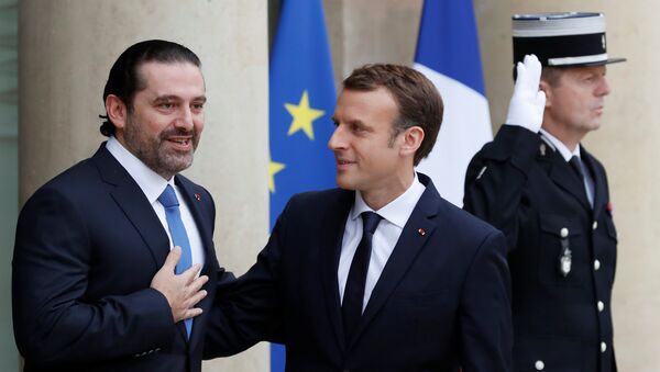 Saad Hariri e Emmanuel Macron em Paris, França. - Sputnik Brasil
