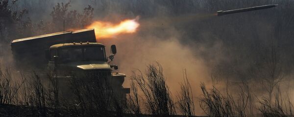 Lançador múltiplo de foguetes BM-21 Grad - Sputnik Brasil