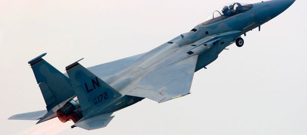 F-15 da Força Aérea dos EUA F-15 da Força Aérea dos EUA - Sputnik Brasil