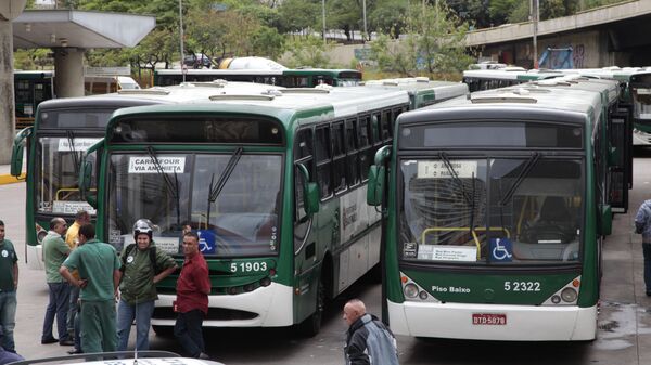 Motoristas de ônibus anunciam paralisação em São Paulo  - Sputnik Brasil