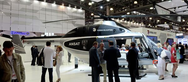 A HeliRussia 2014 contou com 212 empresas. - Sputnik Brasil