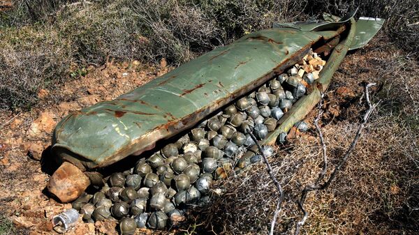 Bomba de fragmentação (foto de arquivo) - Sputnik Brasil