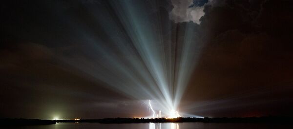 Fenômeno de luz - Sputnik Brasil